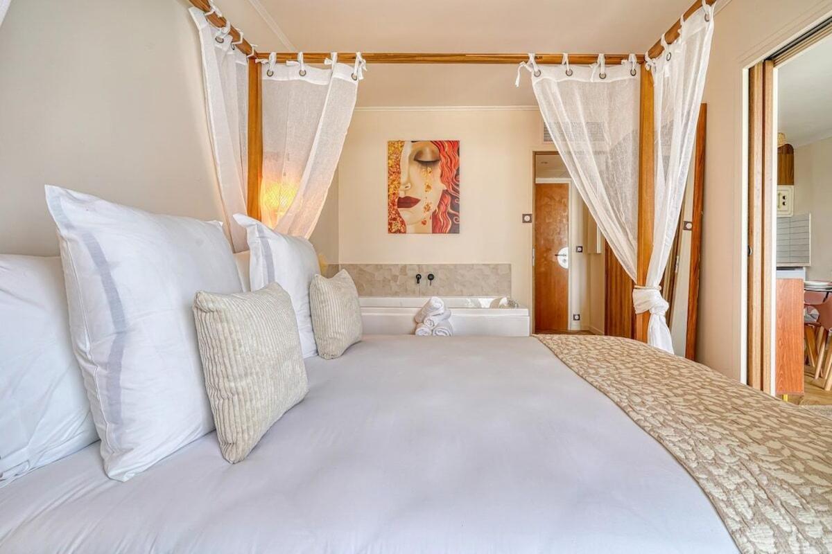 Inn Place To Be Paris La Defense Courbevoie Bagian luar foto